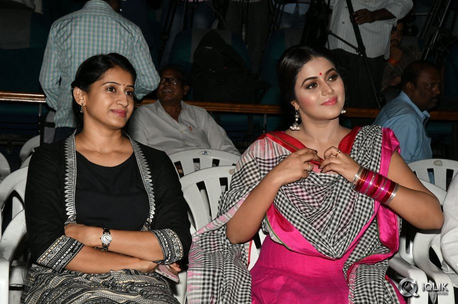 Jayammu-Nischayammu-Raa-Movie-Song-Launch